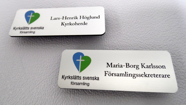 Nimikyltit magneetti kinnityksellä Nimikyltit magneetti kinnityksellä