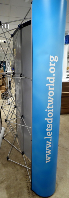 Pop-up seinä puolelta Pop-up seinä puolelta
