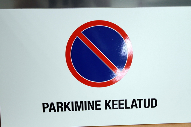 Parkimine keelatud kyltti Parkimine keelatud kyltti