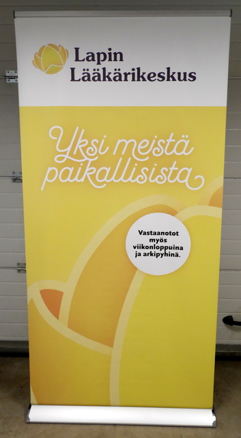 Roll-up Exclusive 850x2000 mm Lapin Lääkärikeskus Roll-up Exclusive 850x2000 mm Lapin Lääkärikeskus
