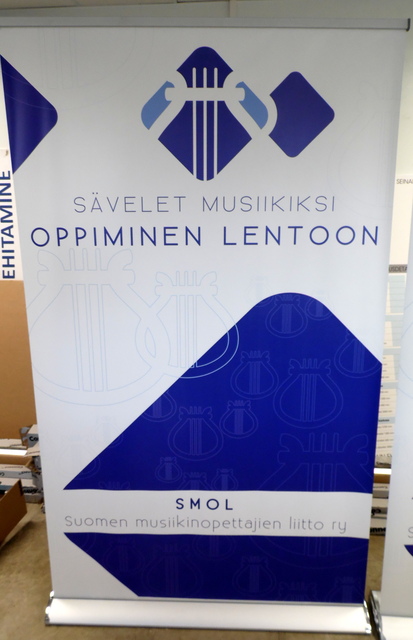 Roll-up 1200x2000 mm Suomen musiikinopetajien liitto Roll-up 1200x2000 mm Suomen musiikinopetajien liitto