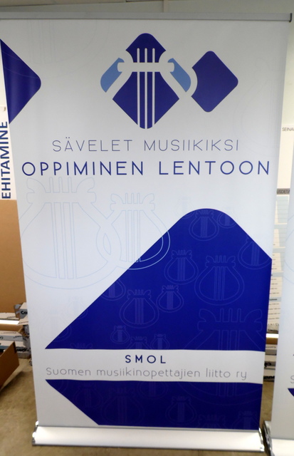 Roll-up 1200x2000 mm Suomen musiikinopetajien liitto