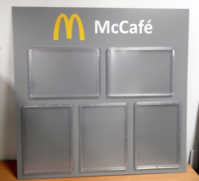 Infoständi McCafe