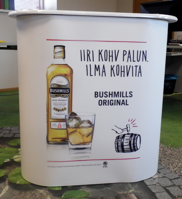 Messupöydä Bushmills