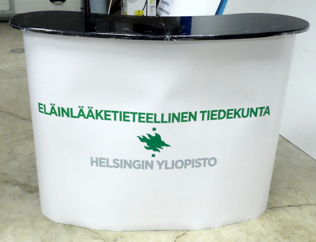 Messutiski 2x2 Helsingin Yliopisto