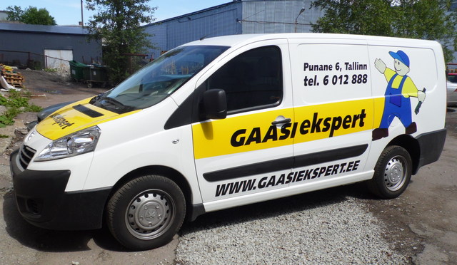 Mainosteipattu auto Gaasiekspert Mainosteipattu auto Gaasiekspert