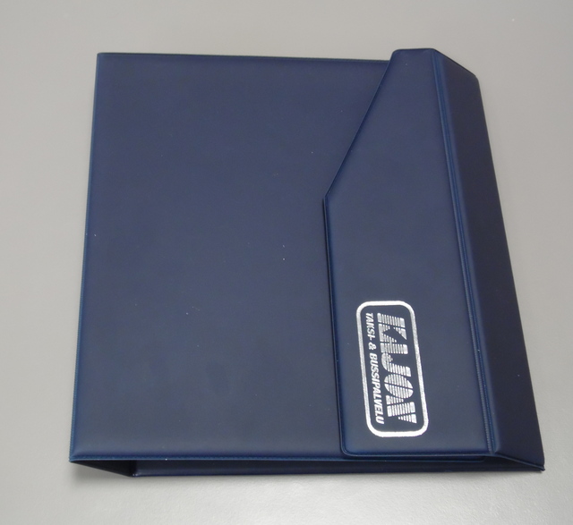 Foliopainettu tuotekansio Kajon Foliopainettu tuotekansio Kajon