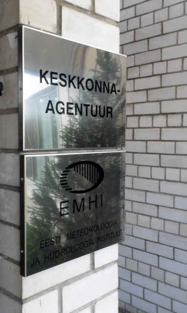 Ruostumattomasta teräksestä kyltti EMHI Ruostumattomasta teräksestä kyltti EMHI