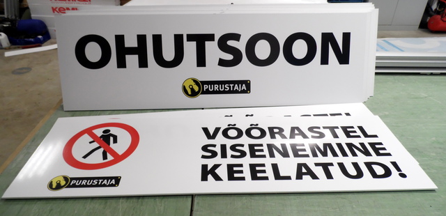 Varoituskyltti PURUSTAJA Varoituskyltti PURUSTAJA