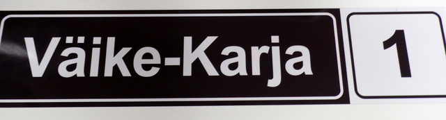 Alumiinista katukyltti tarralla Alumiinista katukyltti tarralla