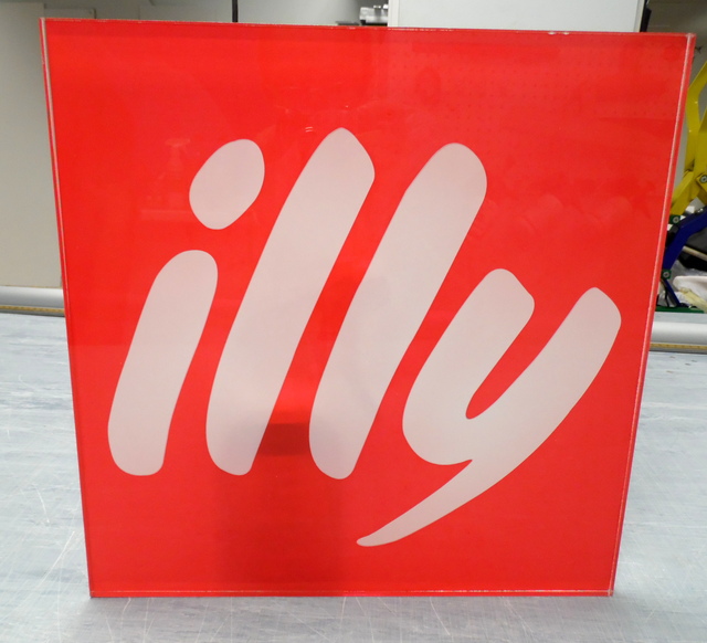 Julkisivukyltti Illy Julkisivukyltti Illy