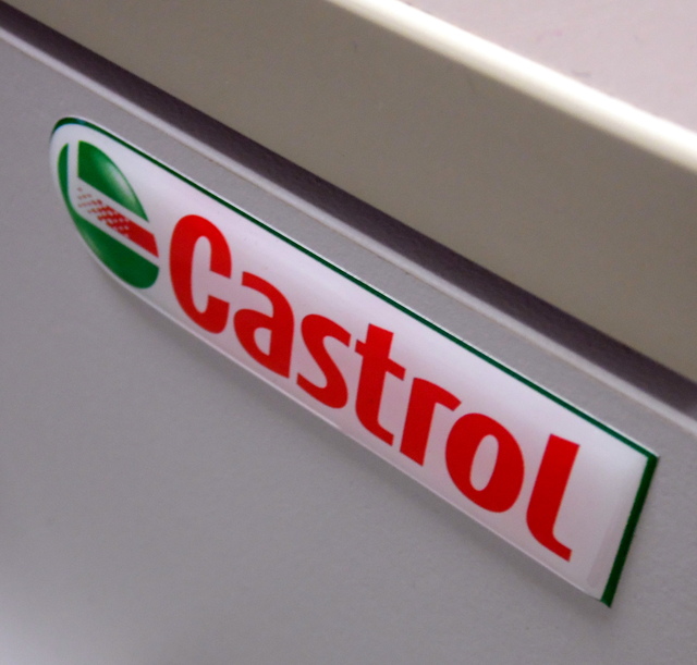 Linssitarra Castrol