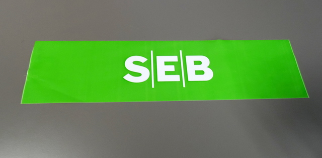 Varoitusnauha logolla SEB Varoitusnauha logolla SEB