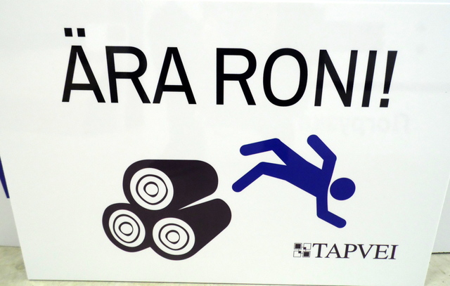 Varoituskyltti Tapvei